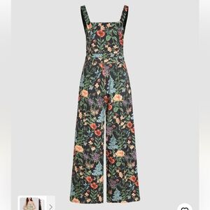 Never worn before but tags are not on